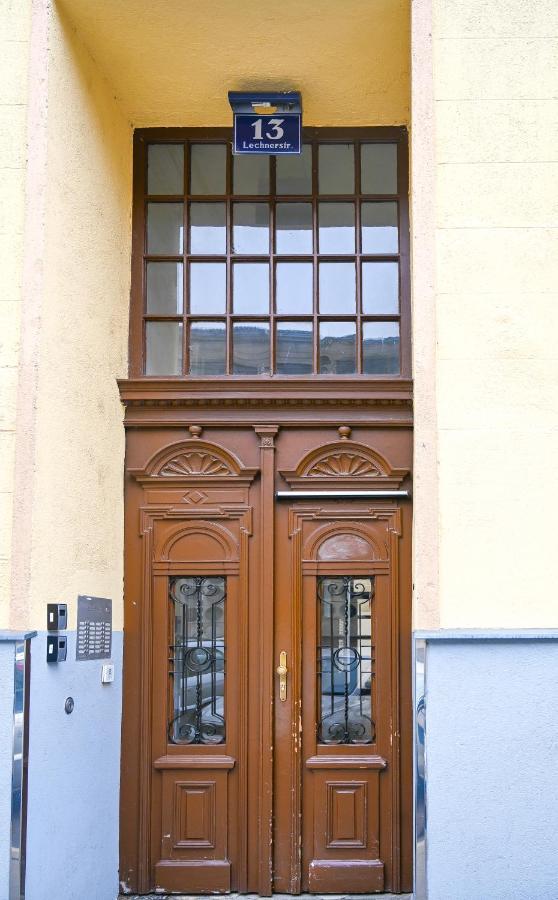 Hideaway Suite Danube Canal ウィーン エクステリア 写真